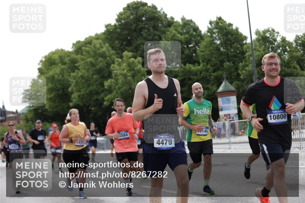 29.06.2025 - hella hamburg halbmarathon Jannik Wohlers http://msf.ph/oto/8267282 29.06.2025 10:33:34 Lombardsbrücke 1417, 1705, 1787, 1896, 2265, 2482, 2496, 2526, 2933, 3264, 3340, 3345, 3829, 3848, 4479, 4807, 4942, 5561, 5566, 5584, 5691, 5821, 5822, 5887, 6364, 6515, 6516, 6956, 7027, 7565, 8202, 8277, 8375, 8377, 8383, 8401, 9094, 9875, 9995, 10007, 10071, 10561, 10800, 11092, 11111, 11237, 11338, 11432, 11642, 12330, 12562, 12835, 13401, 13485, 13535, 13741, 13934, 14032, 14058, 14873, 14919, 15792, 15845, 16115, 16578, 17440, 17953, 19145, 19164 meine-sportfotos.de
