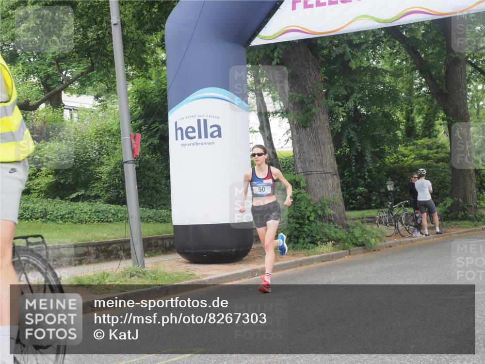 29.06.2025 - hella hamburg halbmarathon KatJ http://msf.ph/oto/8267303 29.06.2025 10:07:05 Zwischen KM18-KM19  meine-sportfotos.de
