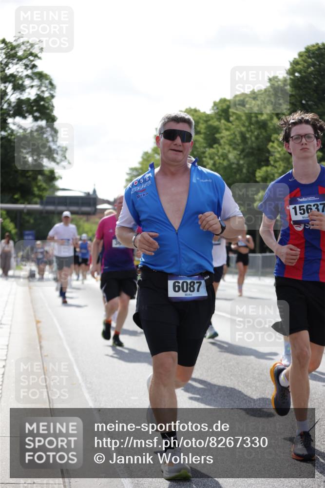 29.06.2025 - hella hamburg halbmarathon Jannik Wohlers http://msf.ph/oto/8267330 29.06.2025 10:01:00 Lombardsbrücke 1387, 1420, 2006, 2091, 3199, 3425, 3663, 4068, 4249, 4319, 4322, 4370, 4649, 5570, 5675, 6087, 6281, 0000, 6302, 6591, 6924, 7287, 7846, 8030, 8045, 8046, 8191, 8392, 8691, 10383, 10576, 11043, 11465, 12475, 13516, 13551, 13699, 14867, 15083, 15240, 15550, 15637, 15726, 16063, 16367, 16395, 16517, 16530, 16602, 16754, 17140, 17387, 17441, 17890, 18290, 18327, 18355, 18716, 18717, 18796, 18833, 19002, 19003, 19160 meine-sportfotos.de