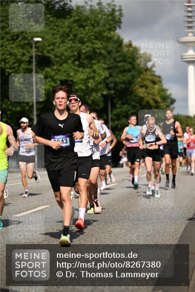 29.06.2025 - hella hamburg halbmarathon Dr. Thomas Lammeyer http://msf.ph/oto/8267380 29.06.2025 09:52:24 Kennedybrücke 1042, 1571, 1600, 2262, 2797, 3547, 4062, 4359, 4381, 5003, 6037, 6047, 7310, 7482, 7981, 8002, 8121, 8571, 9640, 9643, 10190, 10451, 10738, 10877, 11106, 11423 meine-sportfotos.de