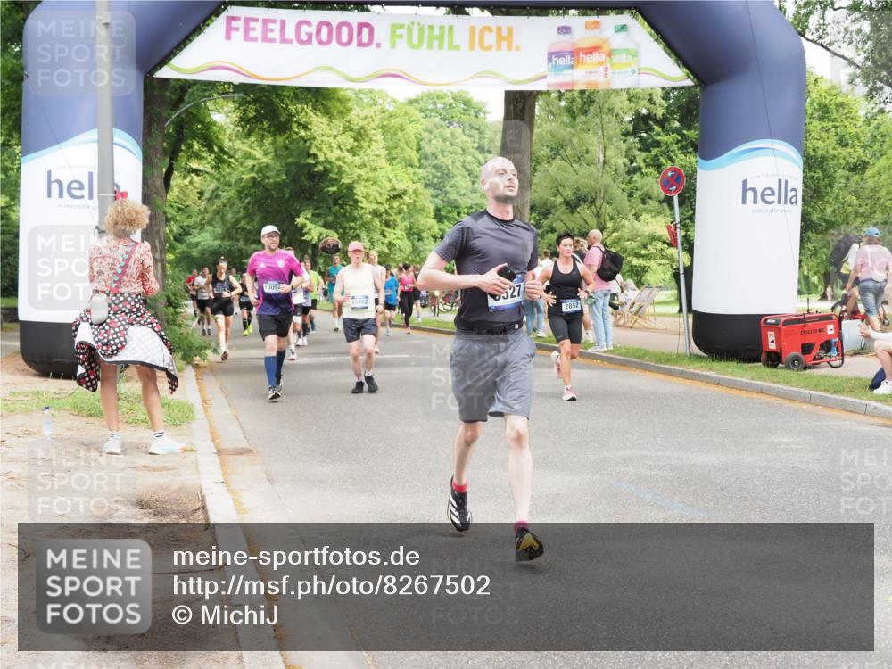 29.06.2025 - hella hamburg halbmarathon MichiJ http://msf.ph/oto/8267502 29.06.2025 10:54:56 Zwischen KM18-KM19 2852, 4494, 6089, 6181, 9527, 10791, 15150, 16186 meine-sportfotos.de