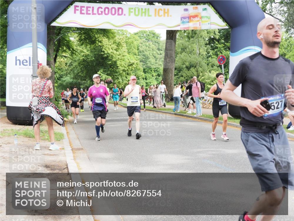 29.06.2025 - hella hamburg halbmarathon MichiJ http://msf.ph/oto/8267554 29.06.2025 10:54:57 Zwischen KM18-KM19 2852, 4494, 6089, 6181, 9527, 10791, 15150, 16186 meine-sportfotos.de