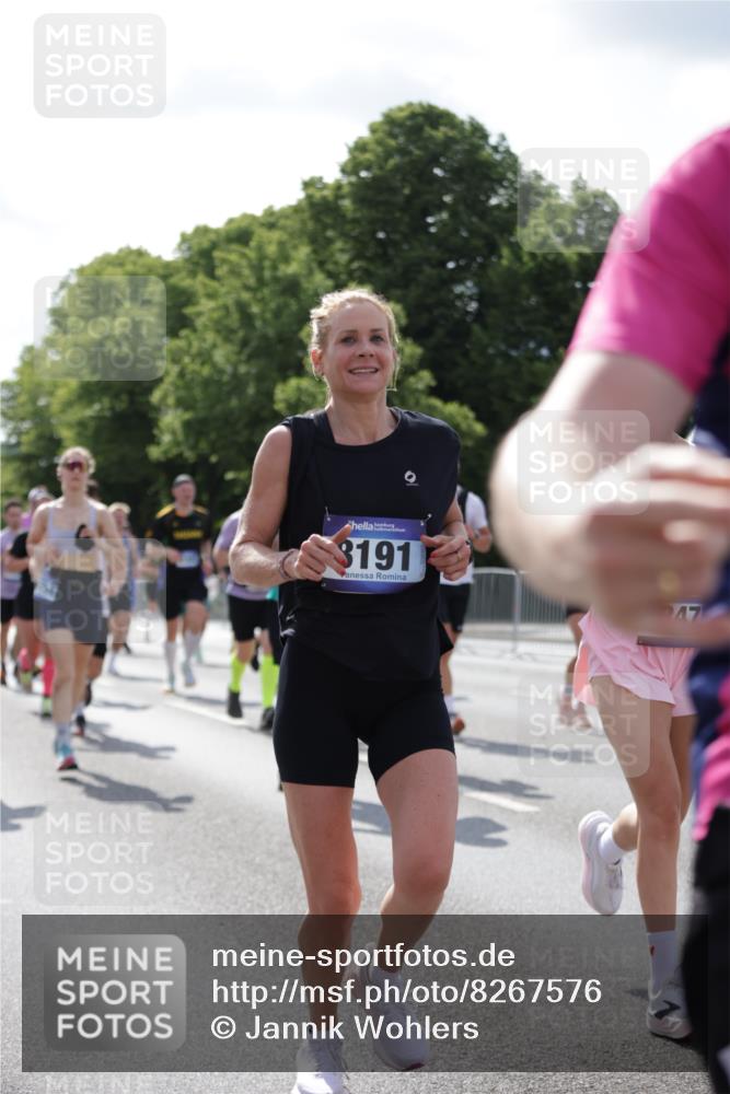 29.06.2025 - hella hamburg halbmarathon Jannik Wohlers http://msf.ph/oto/8267576 29.06.2025 10:01:04 Lombardsbrücke 1329, 1387, 1722, 1724, 2006, 2091, 2167, 2591, 3199, 3425, 3663, 4249, 4319, 4322, 4370, 4649, 4663, 5547, 5570, 5675, 6087, 6281, 0000, 6302, 6591, 6921, 6924, 7287, 7846, 8030, 8191, 8392, 8691, 8822, 10281, 10301, 10576, 11043, 11465, 12475, 13516, 13528, 13551, 13699, 13796, 14867, 15083, 15093, 15550, 15637, 15726, 16063, 16367, 16395, 16754, 17140, 17441, 17890, 18232, 18290, 18355, 18716, 18717, 18739, 18833, 18899, 18954, 19002, 19003, 19160 meine-sportfotos.de