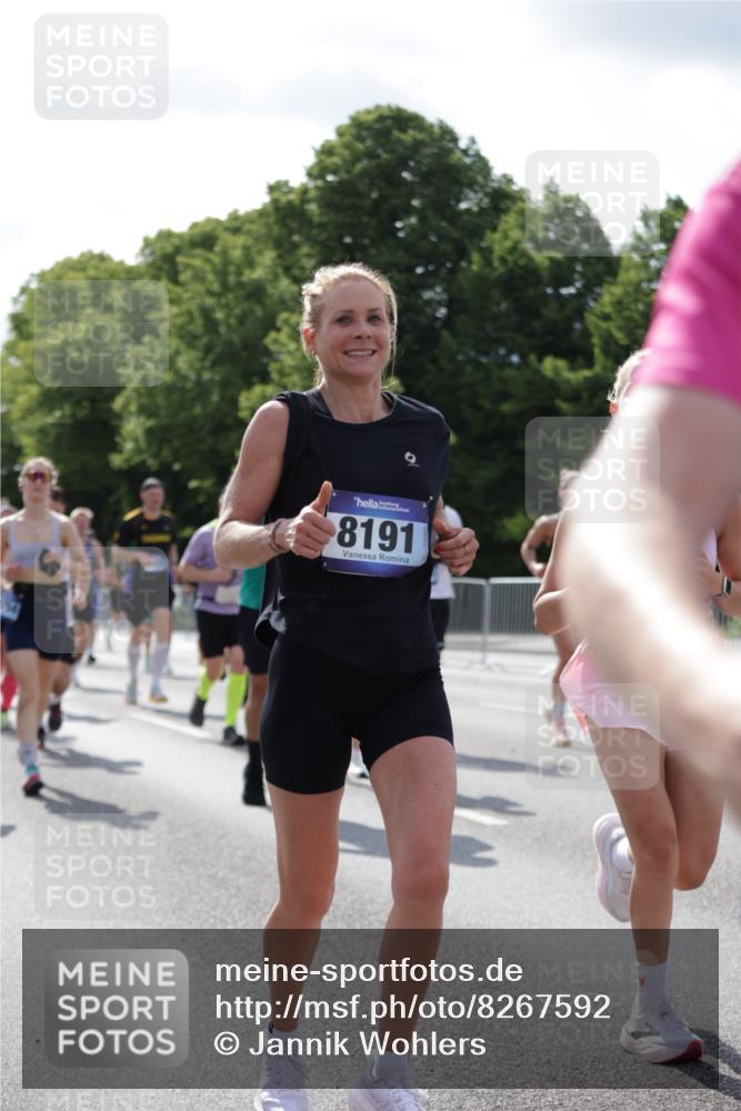 29.06.2025 - hella hamburg halbmarathon Jannik Wohlers http://msf.ph/oto/8267592 29.06.2025 10:01:04 Lombardsbrücke 1329, 1387, 1722, 1724, 2006, 2091, 2167, 2591, 3199, 3425, 3663, 4249, 4319, 4322, 4370, 4649, 4663, 5547, 5570, 5675, 6087, 6281, 0000, 6302, 6591, 6921, 6924, 7287, 7846, 8030, 8191, 8392, 8691, 8822, 10281, 10301, 10576, 11043, 11465, 12475, 13516, 13528, 13551, 13699, 13796, 14867, 15083, 15093, 15550, 15637, 15726, 16063, 16367, 16395, 16754, 17140, 17441, 17890, 18232, 18290, 18355, 18716, 18717, 18739, 18833, 18899, 18954, 19002, 19003, 19160 meine-sportfotos.de