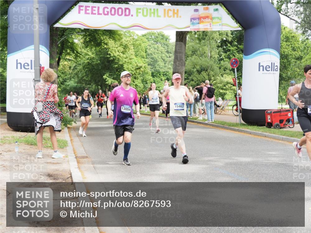29.06.2025 - hella hamburg halbmarathon MichiJ http://msf.ph/oto/8267593 29.06.2025 10:54:58 Zwischen KM18-KM19 2594, 2852, 4494, 6014, 6089, 6181, 9527, 13054, 15150, 15462, 16186 meine-sportfotos.de