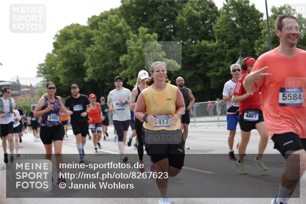 29.06.2025 - hella hamburg halbmarathon Jannik Wohlers http://msf.ph/oto/8267623 29.06.2025 10:33:36 Lombardsbrücke 1417, 1705, 1787, 2265, 2482, 2496, 2526, 2933, 3264, 3340, 3345, 3829, 3848, 4479, 4807, 4942, 5561, 5566, 5584, 5691, 6364, 6515, 6516, 6956, 7027, 7565, 8202, 8277, 8375, 8377, 8383, 8401, 9094, 9875, 9995, 10007, 10071, 10800, 11092, 11111, 11237, 11432, 11642, 11668, 12330, 12562, 13401, 13485, 13535, 13741, 13934, 14032, 14058, 14873, 14919, 15792, 15845, 16115, 16578, 17440, 17953, 18044, 19145, 19164 meine-sportfotos.de