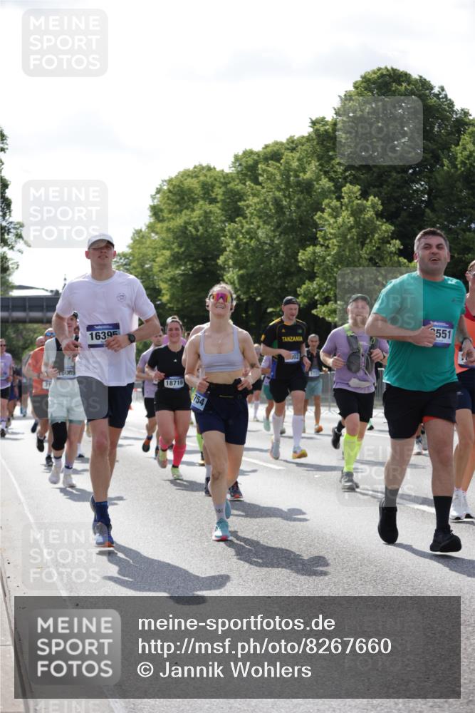 29.06.2025 - hella hamburg halbmarathon Jannik Wohlers http://msf.ph/oto/8267660 29.06.2025 10:01:05 Lombardsbrücke 1329, 1387, 1722, 1724, 2006, 2091, 2167, 2591, 3199, 3425, 3663, 4319, 4322, 4370, 4649, 4663, 5547, 5570, 5675, 6087, 6281, 0000, 6302, 6591, 6921, 6924, 7287, 8030, 8191, 8392, 8691, 8822, 8926, 10281, 10301, 10576, 11043, 11465, 12475, 13516, 13528, 13551, 13699, 13796, 14375, 14867, 15083, 15093, 15550, 15637, 15726, 16063, 16367, 16395, 16754, 17140, 17441, 17890, 18232, 18290, 18355, 18716, 18717, 18739, 18833, 18899, 18954, 19002, 19003, 19160 meine-sportfotos.de