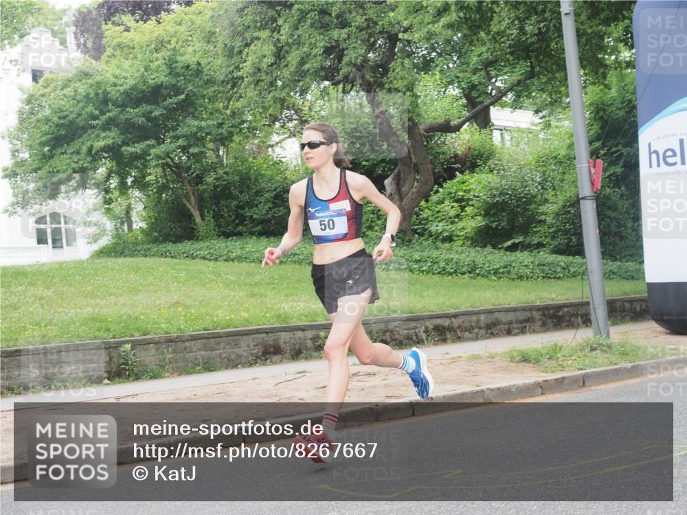 29.06.2025 - hella hamburg halbmarathon KatJ http://msf.ph/oto/8267667 29.06.2025 10:07:06 Zwischen KM18-KM19 50 meine-sportfotos.de