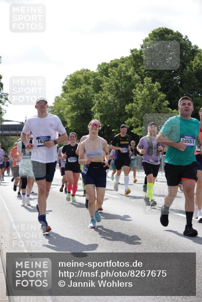 29.06.2025 - hella hamburg halbmarathon Jannik Wohlers http://msf.ph/oto/8267675 29.06.2025 10:01:05 Lombardsbrücke 1329, 1387, 1722, 1724, 2006, 2091, 2167, 2591, 3199, 3425, 3663, 4319, 4322, 4370, 4649, 4663, 5547, 5570, 5675, 6087, 6281, 0000, 6302, 6591, 6921, 6924, 7287, 8030, 8191, 8392, 8691, 8822, 8926, 10281, 10301, 10576, 11043, 11465, 12475, 13516, 13528, 13551, 13699, 13796, 14375, 14867, 15083, 15093, 15550, 15637, 15726, 16063, 16367, 16395, 16754, 17140, 17441, 17890, 18232, 18290, 18355, 18716, 18717, 18739, 18833, 18899, 18954, 19002, 19003, 19160 meine-sportfotos.de
