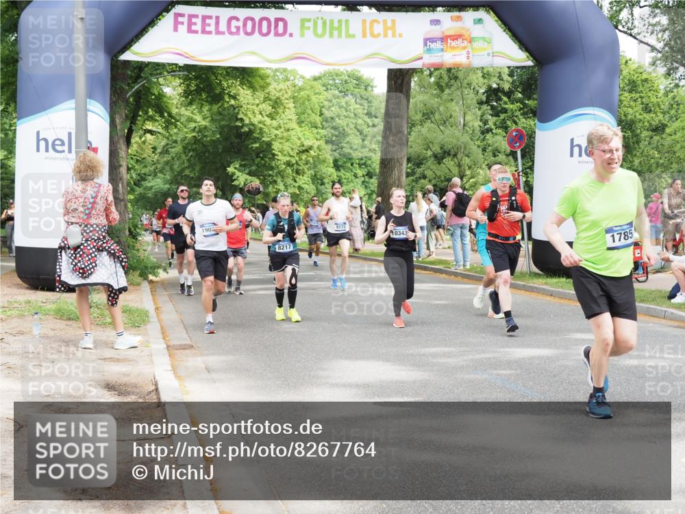 29.06.2025 - hella hamburg halbmarathon MichiJ http://msf.ph/oto/8267764 29.06.2025 10:55:04 Zwischen KM18-KM19 1785, 2594, 4950, 5670, 6014, 7741, 8217, 10343, 12556, 13054, 14785, 15462 meine-sportfotos.de