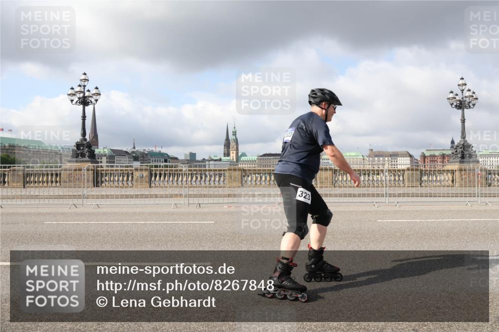 29.06.2025 - hella hamburg halbmarathon Lena Gebhardt http://msf.ph/oto/8267848 29.06.2025 09:04:39 Lombardsbrücke  meine-sportfotos.de