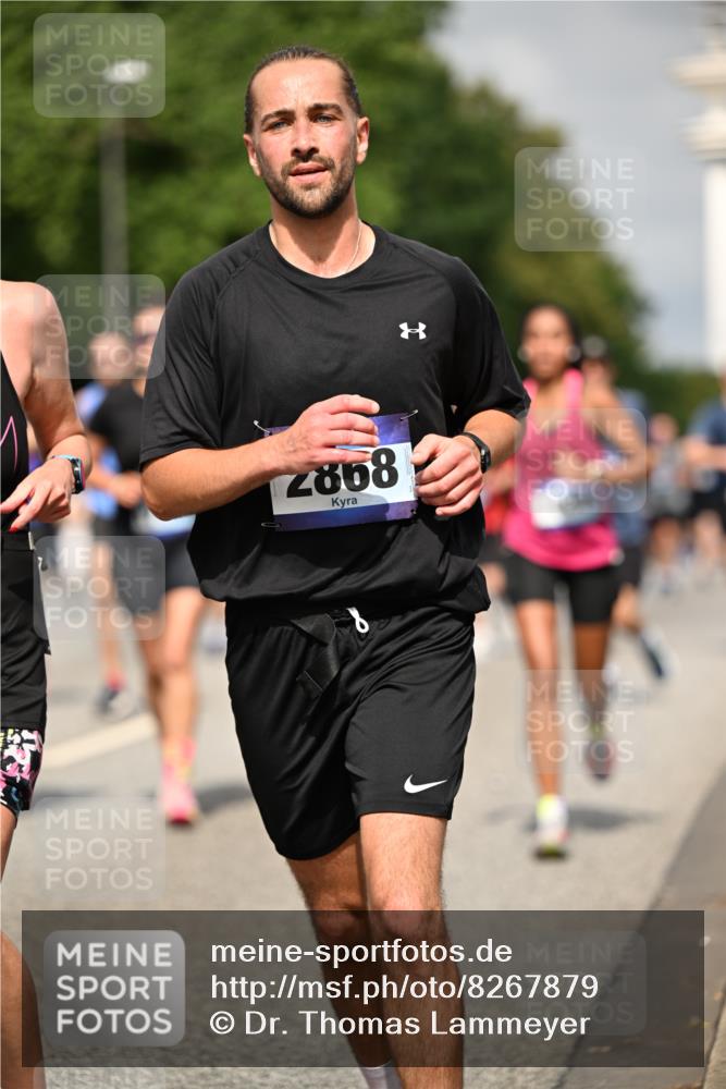 29.06.2025 - hella hamburg halbmarathon Dr. Thomas Lammeyer http://msf.ph/oto/8267879 29.06.2025 10:14:58 Kennedybrücke 1548, 1781, 2868, 4287, 5182, 5440, 5653, 5806, 8171, 8561, 8807, 8810, 10196, 11149 meine-sportfotos.de