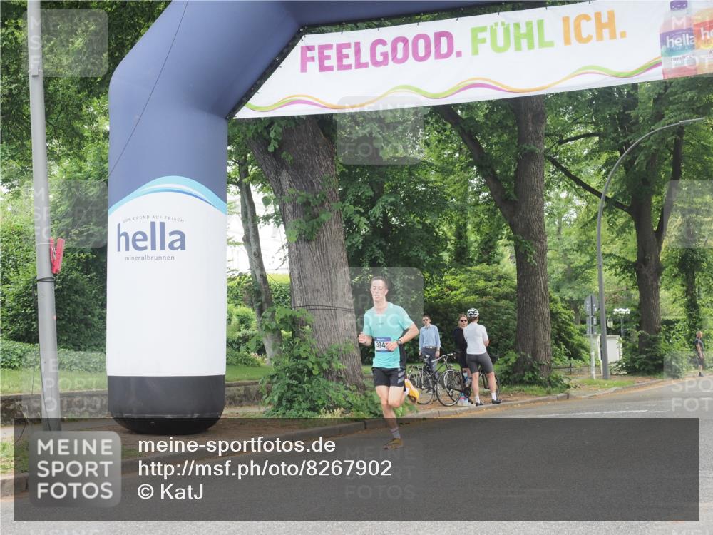 29.06.2025 - hella hamburg halbmarathon KatJ http://msf.ph/oto/8267902 29.06.2025 10:07:17 Zwischen KM18-KM19 3944 meine-sportfotos.de