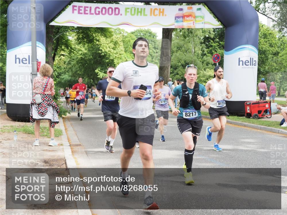29.06.2025 - hella hamburg halbmarathon MichiJ http://msf.ph/oto/8268055 29.06.2025 10:55:06 Zwischen KM18-KM19 1785, 2594, 4950, 5670, 6014, 7741, 8217, 9173, 10343, 12556, 13054, 14785, 15462, 19034 meine-sportfotos.de