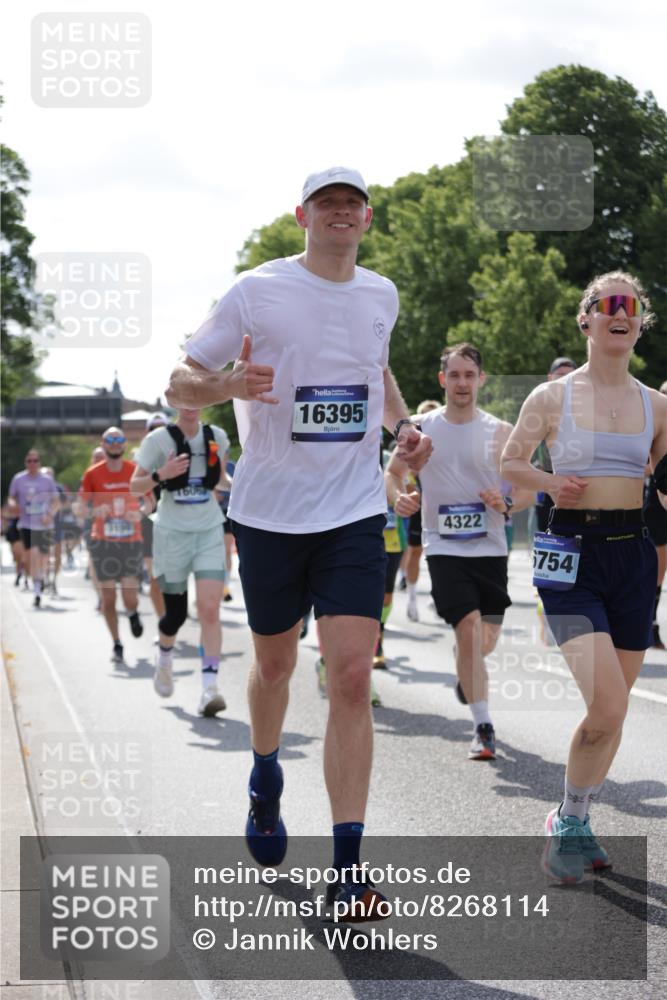 29.06.2025 - hella hamburg halbmarathon Jannik Wohlers http://msf.ph/oto/8268114 29.06.2025 10:01:06 Lombardsbrücke 1329, 1722, 1724, 2091, 2167, 2591, 3199, 3425, 3663, 4319, 4322, 4370, 4649, 4663, 5547, 5570, 5675, 6087, 6281, 0000, 6302, 6591, 6921, 6924, 7287, 8030, 8191, 8392, 8691, 8822, 8926, 10281, 10301, 10576, 10915, 11043, 11465, 12475, 13516, 13528, 13551, 13699, 13796, 14375, 14867, 15083, 15093, 15550, 15637, 16063, 16367, 16395, 16754, 16909, 17140, 17441, 17890, 18232, 18290, 18716, 18717, 18739, 18833, 18899, 18954, 19002, 19003, 19160 meine-sportfotos.de