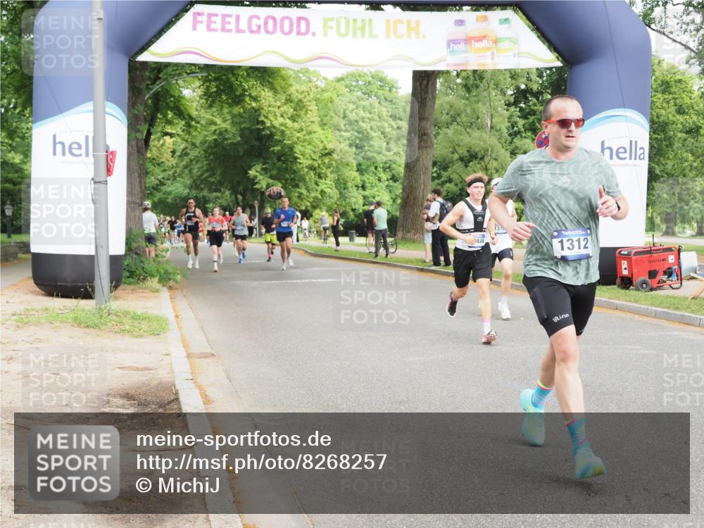 29.06.2025 - hella hamburg halbmarathon MichiJ http://msf.ph/oto/8268257 29.06.2025 10:30:51 Zwischen KM18-KM19 1312, 5682, 6770, 9833, 10469, 13446, 13709, 15270, 16084, 16660, 17016 meine-sportfotos.de
