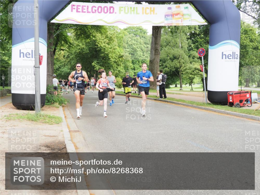 29.06.2025 - hella hamburg halbmarathon MichiJ http://msf.ph/oto/8268368 29.06.2025 10:30:55 Zwischen KM18-KM19 1312, 5682, 13446, 13709, 16660 meine-sportfotos.de