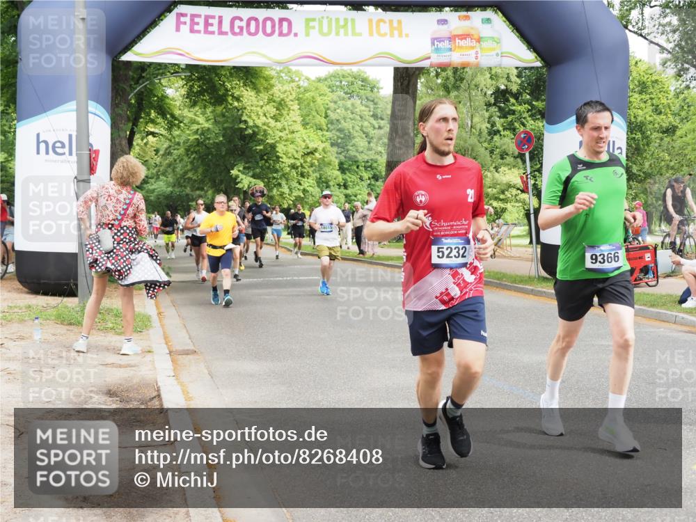 29.06.2025 - hella hamburg halbmarathon MichiJ http://msf.ph/oto/8268408 29.06.2025 10:55:11 Zwischen KM18-KM19 5232, 7846, 9173, 9366, 9781, 10709, 11873, 14785, 15875, 17540, 19034 meine-sportfotos.de