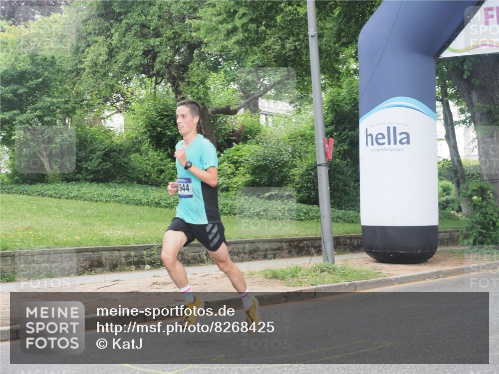 29.06.2025 - hella hamburg halbmarathon KatJ http://msf.ph/oto/8268425 29.06.2025 10:07:19 Zwischen KM18-KM19 3944 meine-sportfotos.de