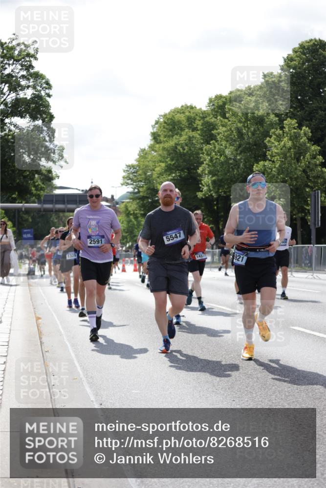 29.06.2025 - hella hamburg halbmarathon Jannik Wohlers http://msf.ph/oto/8268516 29.06.2025 10:01:10 Lombardsbrücke 1329, 1464, 1653, 1722, 1724, 1729, 2167, 2591, 2806, 2957, 3039, 3199, 3425, 3663, 4322, 4649, 4663, 5547, 5570, 5675, 6087, 6281, 6302, 6921, 7287, 8030, 8191, 8392, 8578, 8691, 8822, 8926, 10281, 10301, 10915, 11043, 12475, 12734, 13528, 13551, 13699, 13796, 14175, 14176, 14375, 14867, 15093, 15550, 15637, 16063, 16367, 16395, 16426, 16754, 16909, 17140, 17441, 17810, 17890, 18232, 18290, 18555, 18716, 18717, 18739, 18899, 18954, 19160 meine-sportfotos.de