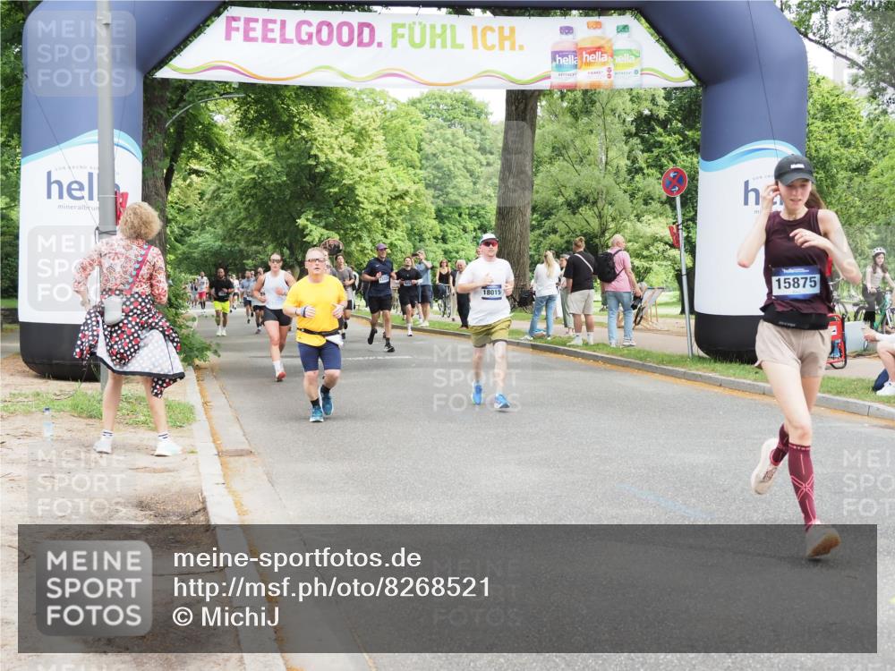 29.06.2025 - hella hamburg halbmarathon MichiJ http://msf.ph/oto/8268521 29.06.2025 10:55:12 Zwischen KM18-KM19 5232, 7846, 9173, 9366, 9781, 10709, 11873, 15875, 17540, 18015, 19034 meine-sportfotos.de