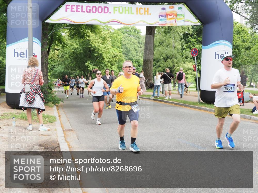 29.06.2025 - hella hamburg halbmarathon MichiJ http://msf.ph/oto/8268696 29.06.2025 10:55:14 Zwischen KM18-KM19 5232, 7846, 9366, 9781, 10709, 11873, 13331, 14060, 14196, 15875, 17540, 18015 meine-sportfotos.de