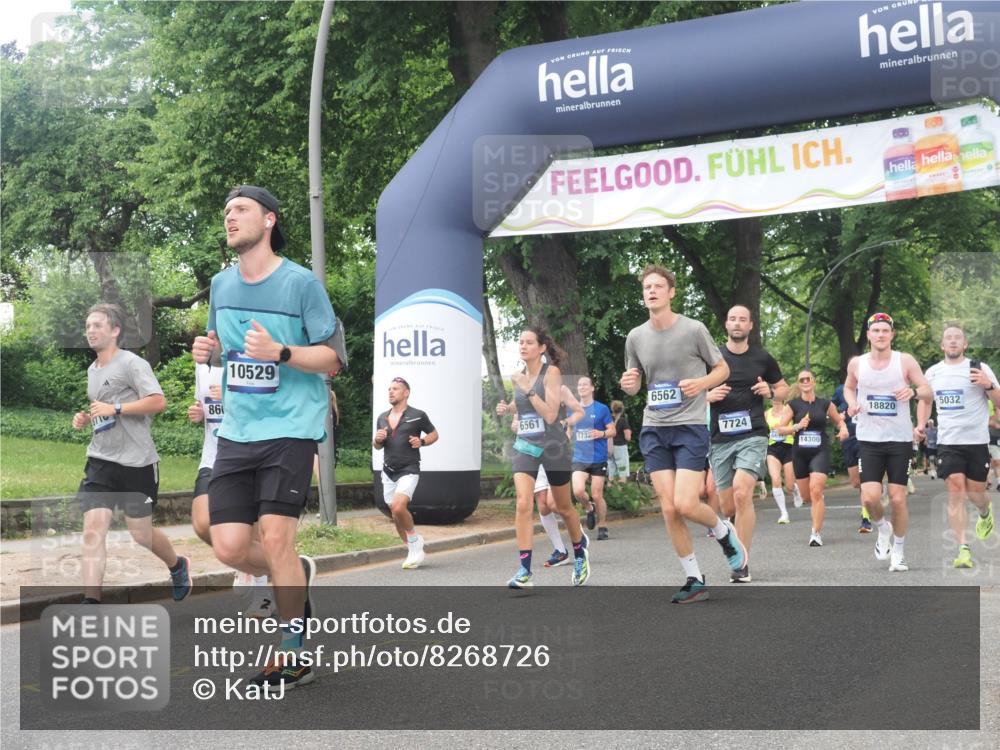 29.06.2025 - hella hamburg halbmarathon KatJ http://msf.ph/oto/8268726 29.06.2025 10:39:29 Zwischen KM18-KM19 2396, 3426, 4558, 4635, 4839, 5032, 5116, 5607, 6562, 7724, 8661, 8710, 8720 meine-sportfotos.de