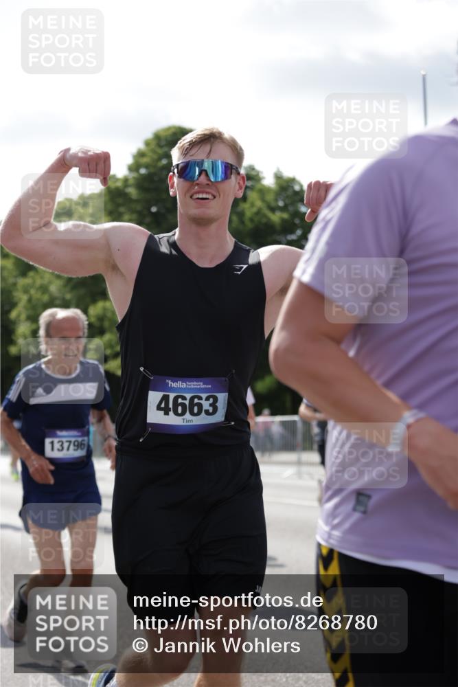 29.06.2025 - hella hamburg halbmarathon Jannik Wohlers http://msf.ph/oto/8268780 29.06.2025 10:01:14 Lombardsbrücke 1184, 1329, 1464, 1653, 1722, 1724, 1729, 1881, 1940, 2167, 2591, 2806, 2957, 3039, 3199, 3663, 4322, 4663, 5547, 5570, 5602, 5603, 6281, 6302, 6921, 8030, 8191, 8392, 8578, 8691, 8822, 8926, 10281, 10301, 10915, 11043, 12475, 12734, 12736, 13528, 13551, 13796, 14026, 14175, 14176, 14375, 15093, 16063, 16367, 16395, 16424, 16426, 16754, 16909, 17017, 17140, 17441, 17670, 17810, 18232, 18290, 18555, 18716, 18717, 18739, 18899, 18954, 19160 meine-sportfotos.de
