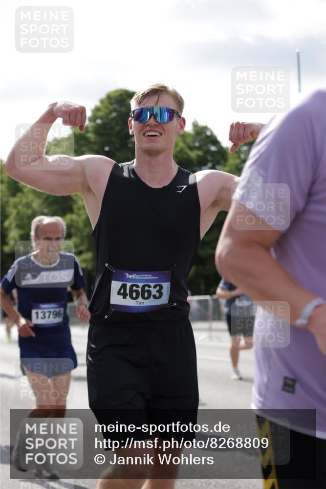 29.06.2025 - hella hamburg halbmarathon Jannik Wohlers http://msf.ph/oto/8268809 29.06.2025 10:01:14 Lombardsbrücke 1184, 1329, 1464, 1653, 1722, 1724, 1729, 1881, 1940, 2167, 2591, 2806, 2957, 3039, 3199, 3663, 4322, 4663, 5547, 5570, 5602, 5603, 6281, 6302, 6921, 8030, 8191, 8392, 8578, 8691, 8822, 8926, 10281, 10301, 10915, 11043, 12475, 12734, 12736, 13528, 13551, 13796, 14026, 14175, 14176, 14375, 15093, 16063, 16367, 16395, 16424, 16426, 16754, 16909, 17017, 17140, 17441, 17670, 17810, 18232, 18290, 18555, 18716, 18717, 18739, 18899, 18954, 19160 meine-sportfotos.de