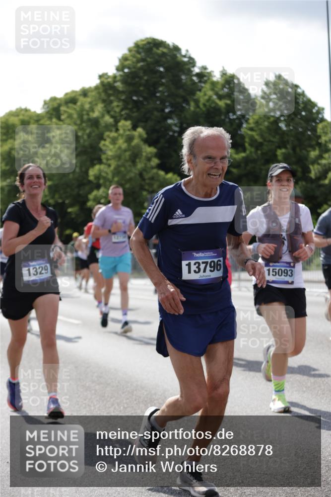 29.06.2025 - hella hamburg halbmarathon Jannik Wohlers http://msf.ph/oto/8268878 29.06.2025 10:01:14 Lombardsbrücke 1184, 1329, 1464, 1653, 1722, 1724, 1729, 1881, 1940, 2167, 2591, 2806, 2957, 3039, 3199, 3663, 4322, 4663, 5547, 5570, 5602, 5603, 6281, 6302, 6921, 8030, 8191, 8392, 8578, 8691, 8822, 8926, 10281, 10301, 10915, 11043, 12475, 12734, 12736, 13528, 13551, 13796, 14026, 14175, 14176, 14375, 15093, 16063, 16367, 16395, 16424, 16426, 16754, 16909, 17017, 17140, 17441, 17670, 17810, 18232, 18290, 18555, 18716, 18717, 18739, 18899, 18954, 19160 meine-sportfotos.de