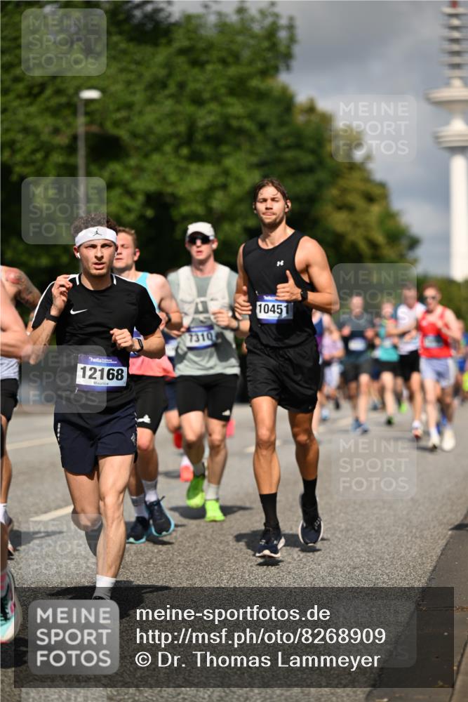 29.06.2025 - hella hamburg halbmarathon Dr. Thomas Lammeyer http://msf.ph/oto/8268909 29.06.2025 09:52:28 Kennedybrücke 1042, 1571, 1600, 2262, 2797, 3547, 4062, 4381, 5003, 6037, 6047, 7310, 7482, 7981, 8002, 8121, 9640, 9643, 10190, 10369, 10451, 10738, 10877, 11106, 11423 meine-sportfotos.de