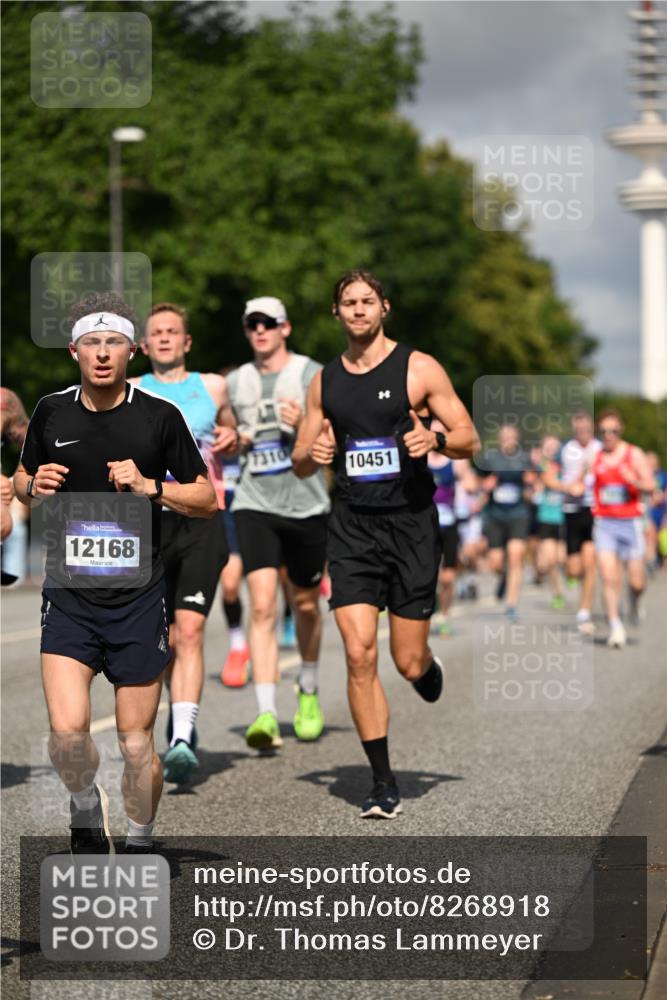 29.06.2025 - hella hamburg halbmarathon Dr. Thomas Lammeyer http://msf.ph/oto/8268918 29.06.2025 09:52:28 Kennedybrücke 1042, 1571, 1600, 2262, 2797, 3547, 4062, 4381, 5003, 6037, 6047, 7310, 7482, 7981, 8002, 8121, 9640, 9643, 10190, 10369, 10451, 10738, 10877, 11106, 11423 meine-sportfotos.de