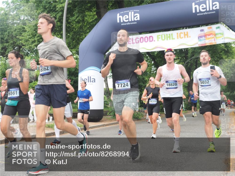 29.06.2025 - hella hamburg halbmarathon KatJ http://msf.ph/oto/8268994 29.06.2025 10:39:31 Zwischen KM18-KM19 2364, 2396, 3426, 4558, 4814, 4839, 5032, 5116, 5482, 5607, 6562, 6657, 7724, 7732, 8661, 8710, 8720 meine-sportfotos.de