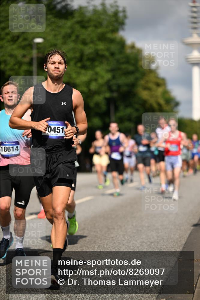 29.06.2025 - hella hamburg halbmarathon Dr. Thomas Lammeyer http://msf.ph/oto/8269097 29.06.2025 09:52:29 Kennedybrücke 1042, 1571, 1600, 2262, 2797, 3547, 4062, 4381, 5003, 6037, 6047, 7310, 7482, 7981, 8002, 8121, 9640, 9643, 10190, 10369, 10451, 10738, 10877, 11106, 11423 meine-sportfotos.de