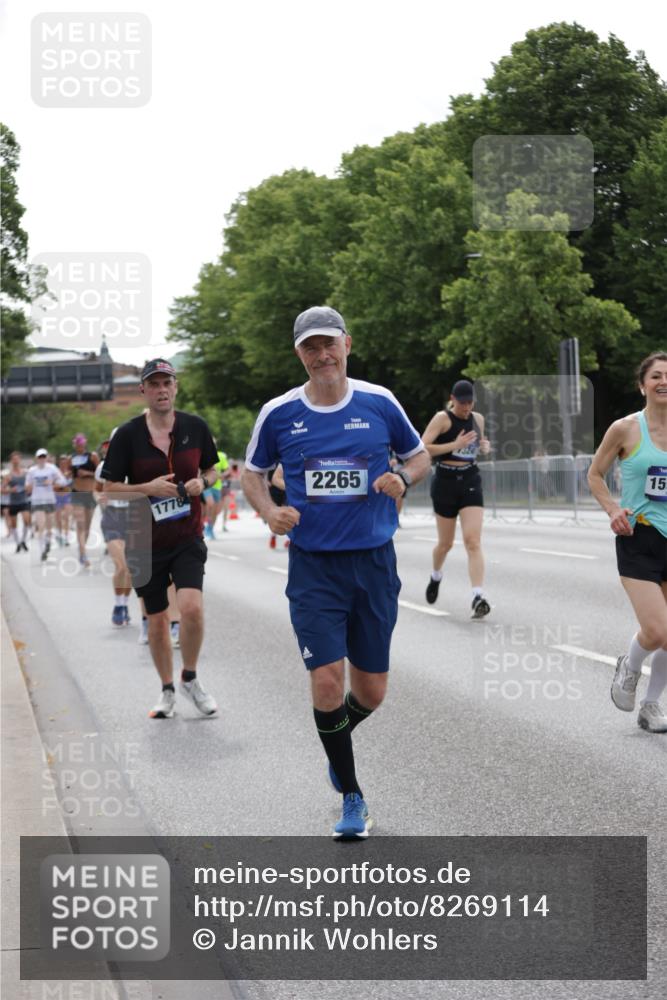 29.06.2025 - hella hamburg halbmarathon Jannik Wohlers http://msf.ph/oto/8269114 29.06.2025 10:33:46 Lombardsbrücke 1672, 1705, 1787, 2265, 2464, 2496, 2526, 2801, 2933, 3145, 3829, 3848, 4807, 4824, 4826, 5561, 5584, 6105, 7324, 7329, 8277, 8349, 8965, 10360, 10800, 11432, 11642, 11668, 12165, 12330, 12896, 13401, 13437, 13485, 14047, 14058, 14854, 14855, 14873, 14919, 15792, 15793, 15845, 15983, 16115, 16578, 17105, 17440, 17650, 17789, 17953, 18044, 19145, 19164 meine-sportfotos.de
