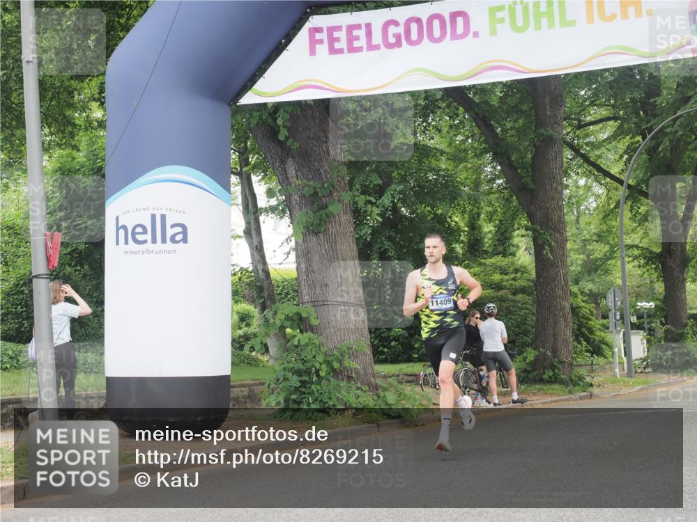 29.06.2025 - hella hamburg halbmarathon KatJ http://msf.ph/oto/8269215 29.06.2025 10:07:31 Zwischen KM18-KM19  meine-sportfotos.de