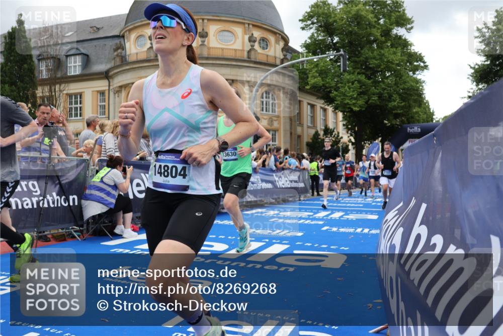 29.06.2025 - hella hamburg halbmarathon Strokosch-Dieckow http://msf.ph/oto/8269268 29.06.2025 10:46:08 Ziel 1569, 1759, 2048, 2590, 2707, 3056, 3087, 4949, 5648, 6388, 6460, 7450, 7961, 9497, 9585, 10796, 11094, 11125, 11936, 12269, 13630, 14804, 16136, 16466, 16475, 17190, 18081, 18702, 18797 meine-sportfotos.de