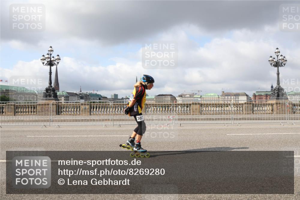 29.06.2025 - hella hamburg halbmarathon Lena Gebhardt http://msf.ph/oto/8269280 29.06.2025 09:04:44 Lombardsbrücke  meine-sportfotos.de