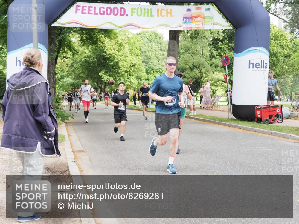29.06.2025 - hella hamburg halbmarathon MichiJ http://msf.ph/oto/8269281 29.06.2025 10:55:29 Zwischen KM18-KM19 2712, 4492, 6822, 8147, 9128, 14149, 17746, 18042, 19134 meine-sportfotos.de