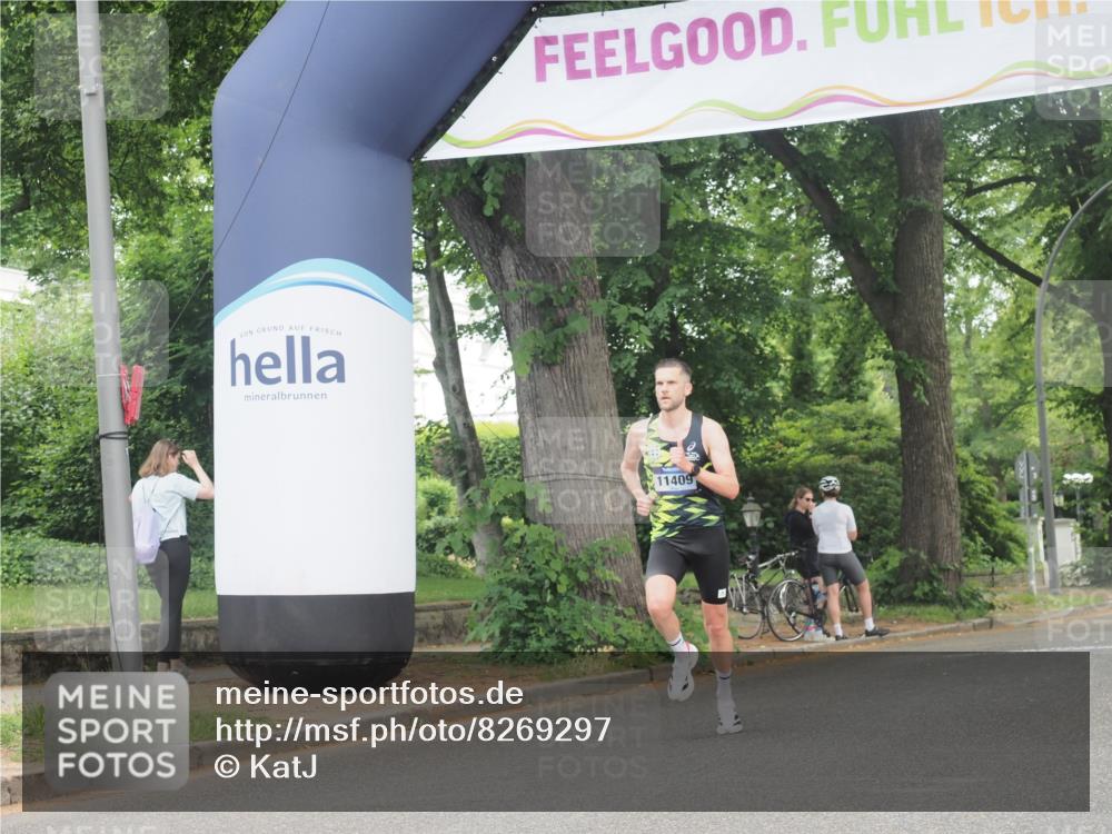29.06.2025 - hella hamburg halbmarathon KatJ http://msf.ph/oto/8269297 29.06.2025 10:07:32 Zwischen KM18-KM19  meine-sportfotos.de