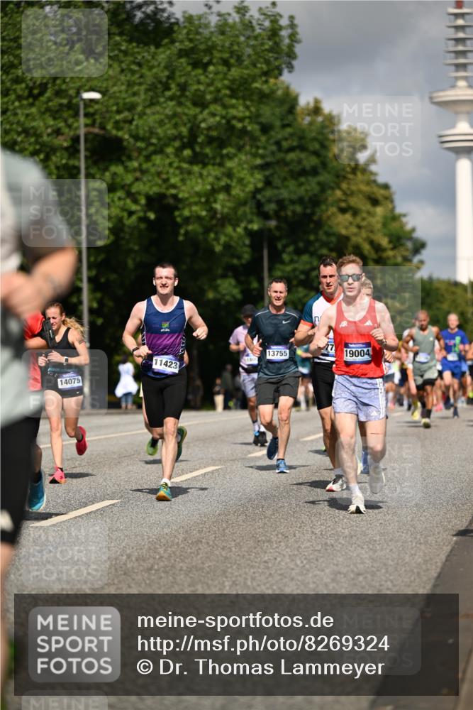 29.06.2025 - hella hamburg halbmarathon Dr. Thomas Lammeyer http://msf.ph/oto/8269324 29.06.2025 09:52:31 Kennedybrücke 1042, 1571, 1600, 2262, 2707, 2797, 3547, 4062, 4381, 5003, 5124, 6037, 6047, 7310, 7482, 7981, 8002, 9640, 9643, 10190, 10369, 10451, 10738, 10877, 11106, 11177, 11423 meine-sportfotos.de