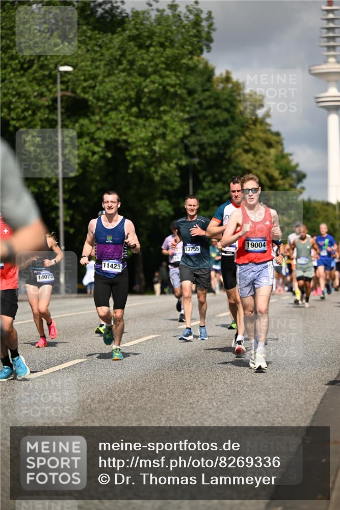29.06.2025 - hella hamburg halbmarathon Dr. Thomas Lammeyer http://msf.ph/oto/8269336 29.06.2025 09:52:31 Kennedybrücke 1042, 1571, 1600, 2262, 2707, 2797, 3547, 4062, 4381, 5003, 5124, 6037, 6047, 7310, 7482, 7981, 8002, 9640, 9643, 10190, 10369, 10451, 10738, 10877, 11106, 11177, 11423 meine-sportfotos.de