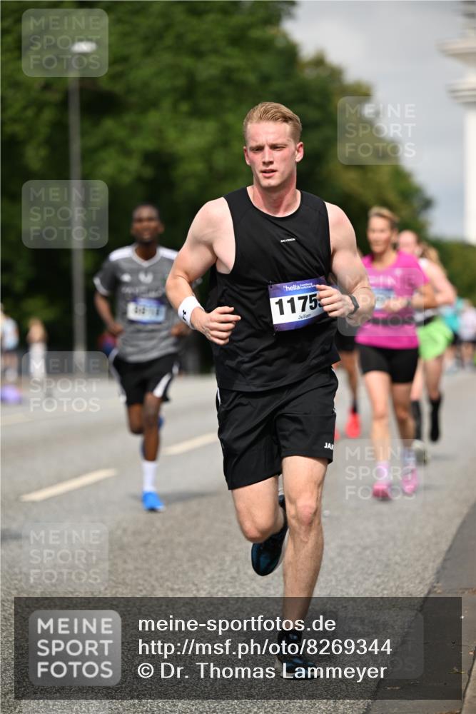 29.06.2025 - hella hamburg halbmarathon Dr. Thomas Lammeyer http://msf.ph/oto/8269344 29.06.2025 10:15:09 Kennedybrücke 1531, 1866, 2868, 4287, 5379, 5440, 8171, 8807, 8810, 9169, 10196, 10372, 11149, 11321 meine-sportfotos.de