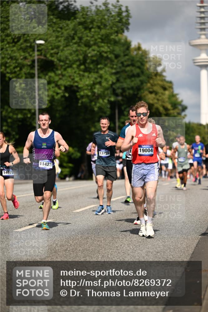 29.06.2025 - hella hamburg halbmarathon Dr. Thomas Lammeyer http://msf.ph/oto/8269372 29.06.2025 09:52:32 Kennedybrücke 1042, 1571, 1600, 2044, 2262, 2707, 2797, 3547, 4062, 5003, 5050, 5124, 6037, 6047, 7310, 7482, 7981, 8002, 9640, 9643, 10190, 10369, 10451, 10738, 10877, 11106, 11177, 11423 meine-sportfotos.de