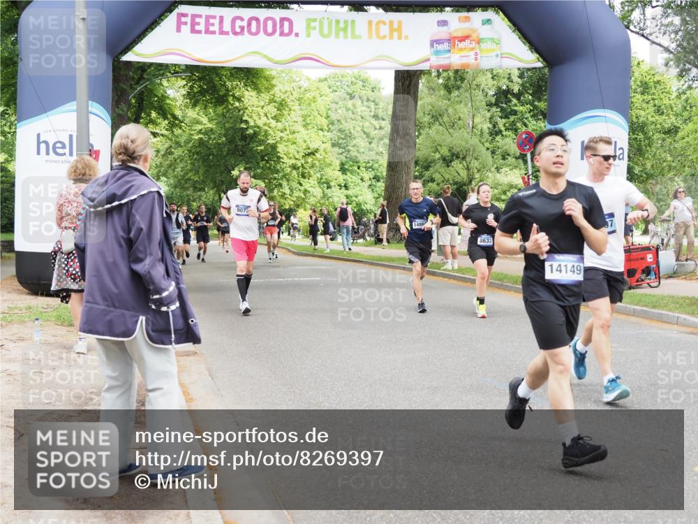 29.06.2025 - hella hamburg halbmarathon MichiJ http://msf.ph/oto/8269397 29.06.2025 10:55:31 Zwischen KM18-KM19 4492, 8147, 8632, 9128, 14149, 14868, 15697, 18042, 19134 meine-sportfotos.de