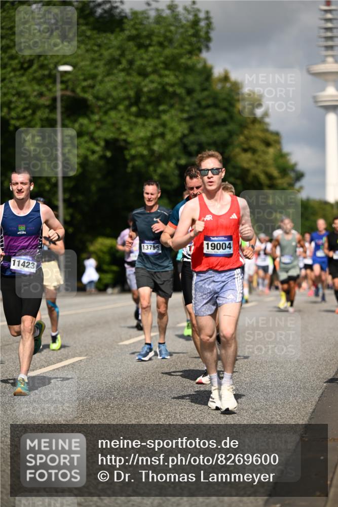 29.06.2025 - hella hamburg halbmarathon Dr. Thomas Lammeyer http://msf.ph/oto/8269600 29.06.2025 09:52:32 Kennedybrücke 1042, 1571, 1600, 2044, 2262, 2707, 2797, 3547, 4062, 5003, 5050, 5124, 6037, 6047, 7310, 7482, 7981, 8002, 9640, 9643, 10190, 10369, 10451, 10738, 10877, 11106, 11177, 11423 meine-sportfotos.de
