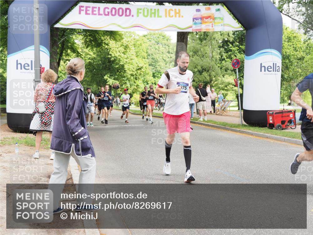29.06.2025 - hella hamburg halbmarathon MichiJ http://msf.ph/oto/8269617 29.06.2025 10:55:34 Zwischen KM18-KM19 4492, 8632, 9075, 9128, 14149, 14868, 15697, 19134 meine-sportfotos.de