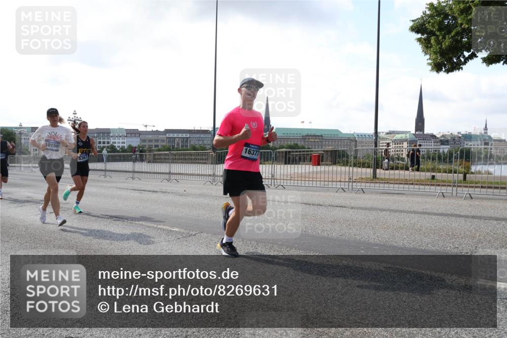 29.06.2025 - hella hamburg halbmarathon Lena Gebhardt http://msf.ph/oto/8269631 29.06.2025 09:44:47 Lombardsbrücke 10156, 5367, 16377, 1065, 1827, 2021, 2879, 3075, 3201, 3845, 3968, 4678, 5269, 5344, 5367, 6619, 7349, 8473, 8731, 8975, 9079, 10106, 10156, 10173, 10790, 10848, 11877, 12287, 12337, 12369, 13779, 13838, 13956, 14164, 14828, 15268, 15576, 15583, 15655, 15880, 16118, 16377, 16508, 16736, 17258, 17354, 18567, 18699, 19114 meine-sportfotos.de