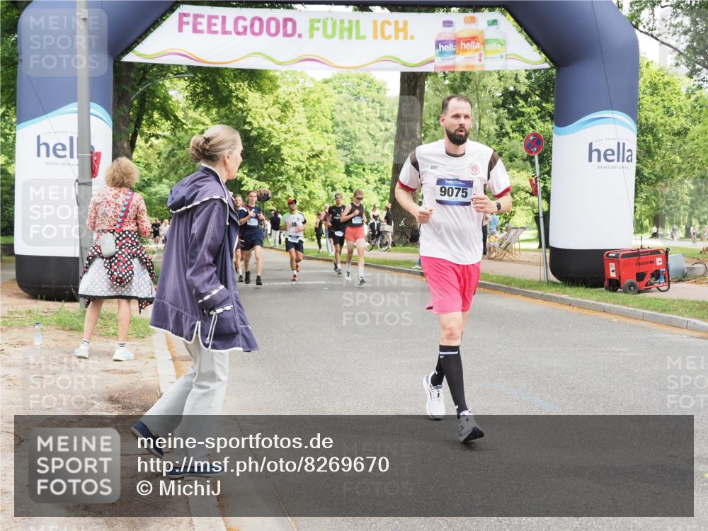 29.06.2025 - hella hamburg halbmarathon MichiJ http://msf.ph/oto/8269670 29.06.2025 10:55:34 Zwischen KM18-KM19 4492, 8632, 9075, 9128, 14149, 14868, 15697, 19134 meine-sportfotos.de