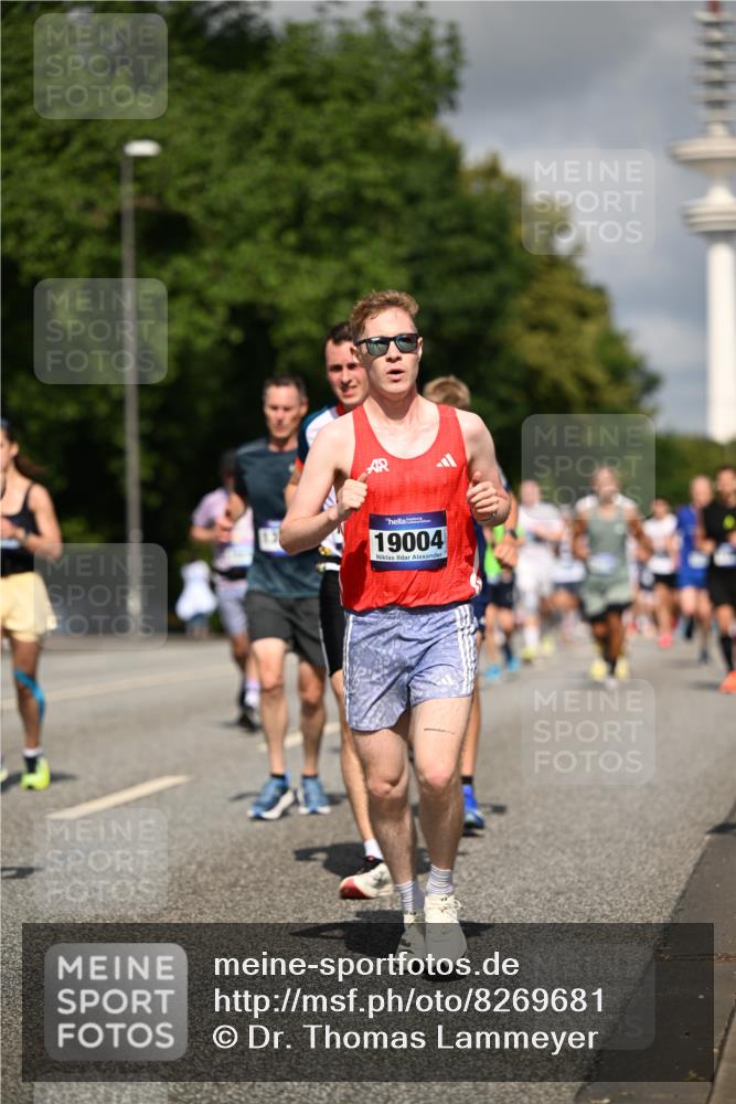 29.06.2025 - hella hamburg halbmarathon Dr. Thomas Lammeyer http://msf.ph/oto/8269681 29.06.2025 09:52:33 Kennedybrücke 1042, 1571, 1600, 2044, 2707, 2797, 2849, 3547, 4062, 5003, 5050, 5124, 6037, 6047, 7109, 7310, 7482, 7981, 8002, 9640, 9643, 10190, 10369, 10451, 10738, 10877, 11106, 11177, 11423 meine-sportfotos.de